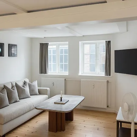 Ld C شقة أودنسه